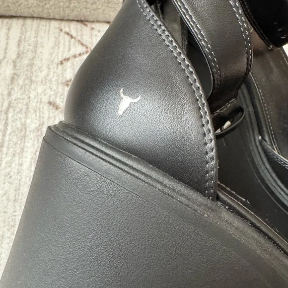 Windsor Smith Black Platform Heels - Picture 6 of 17